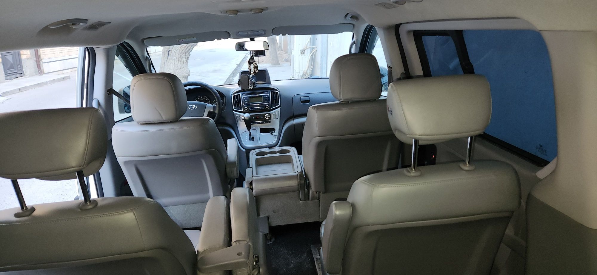 Hyundai Starex Lpi