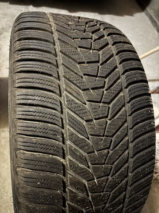 Зимни гуми Hankook 245/45/18 и 275/40/18