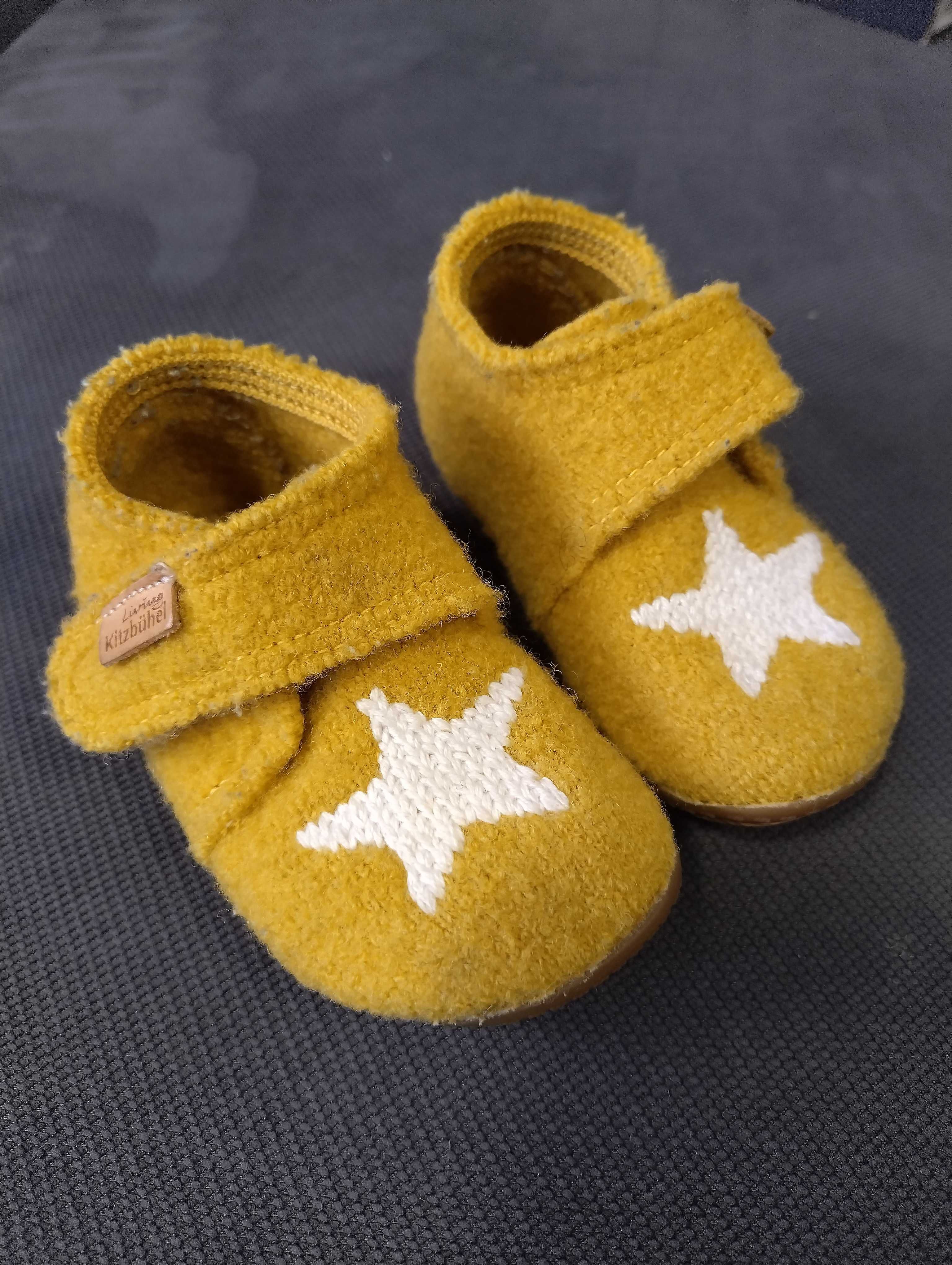 Пантофи от вълна Living Kidzbühel