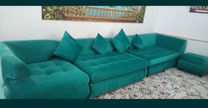 Продам диван для гостиной