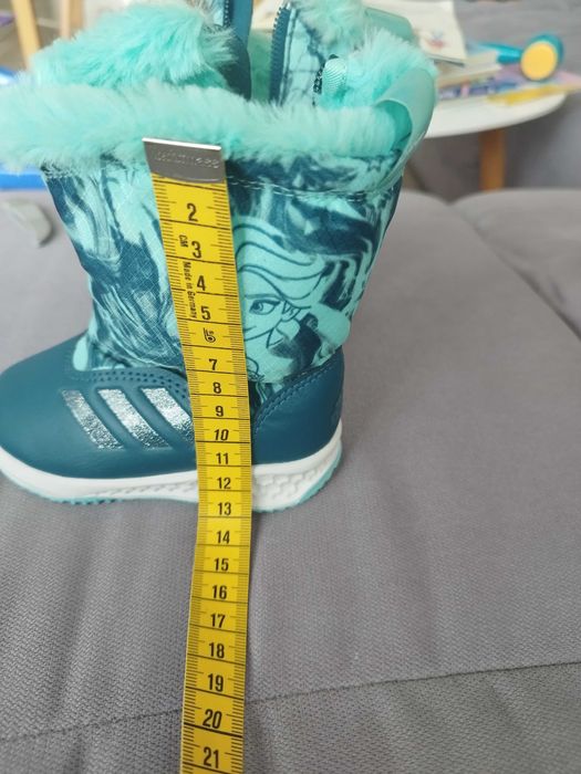 Чисто нови апрески Adidas, р-р 20(21] за момиче, Замръзналото кралство