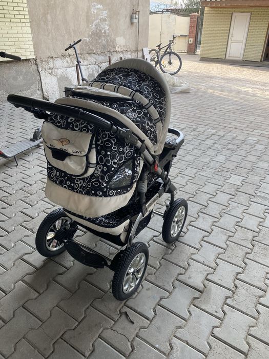 Продам коляску почти новый