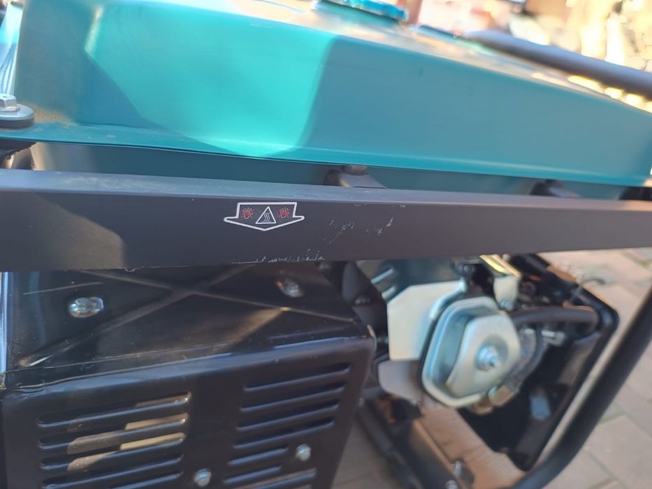Generator benzina ks100000E