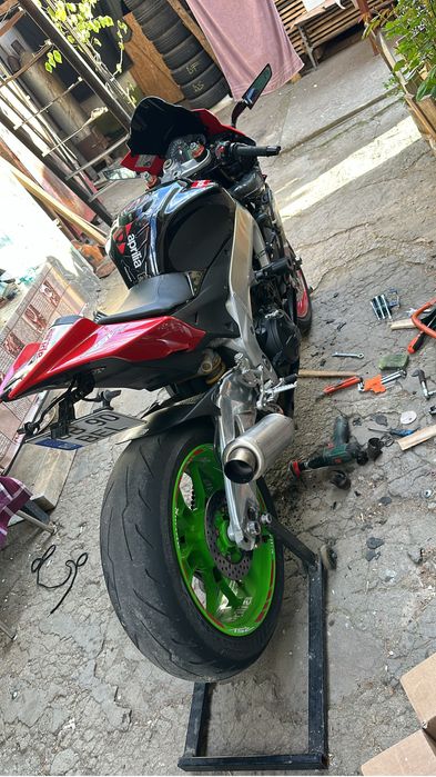 Vand/schimb Aprilia rsv4 1000