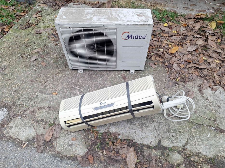 Работещ климатик  Midea MSF1-12HR 12000