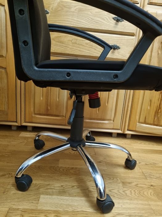 Scaun directorial ergonomic