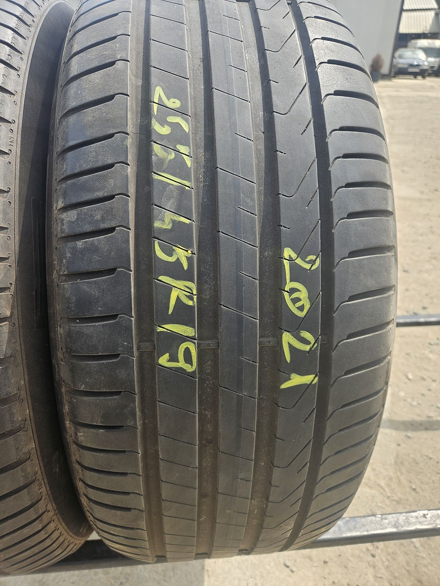 Vând anvelope vară 255/45/19 255/45r19 PIRELLI
