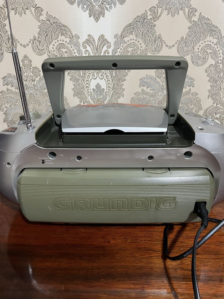 Grundig магнитофон диск g dl 53 Germany