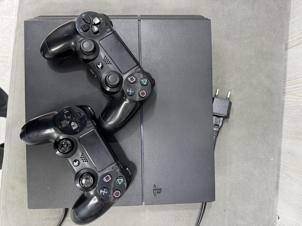 Sony Playstation 4 Slim