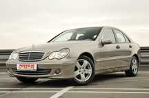 Mercedes-Benz C ELEGANCE / Automat / Pilot / Comenzi volan / Dublu Clima