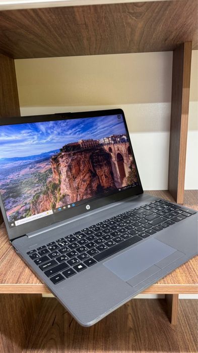 Ноутбук HP 3-10 1TB озу 4/ Lombard Daemmomey