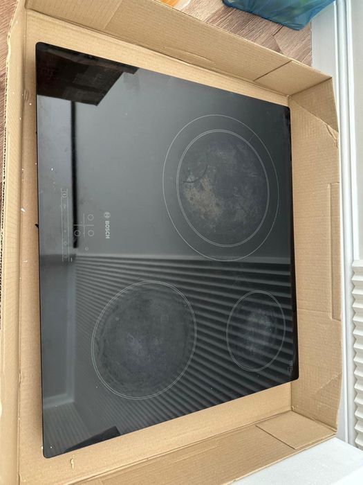 Продам электрическую плиту Bosch