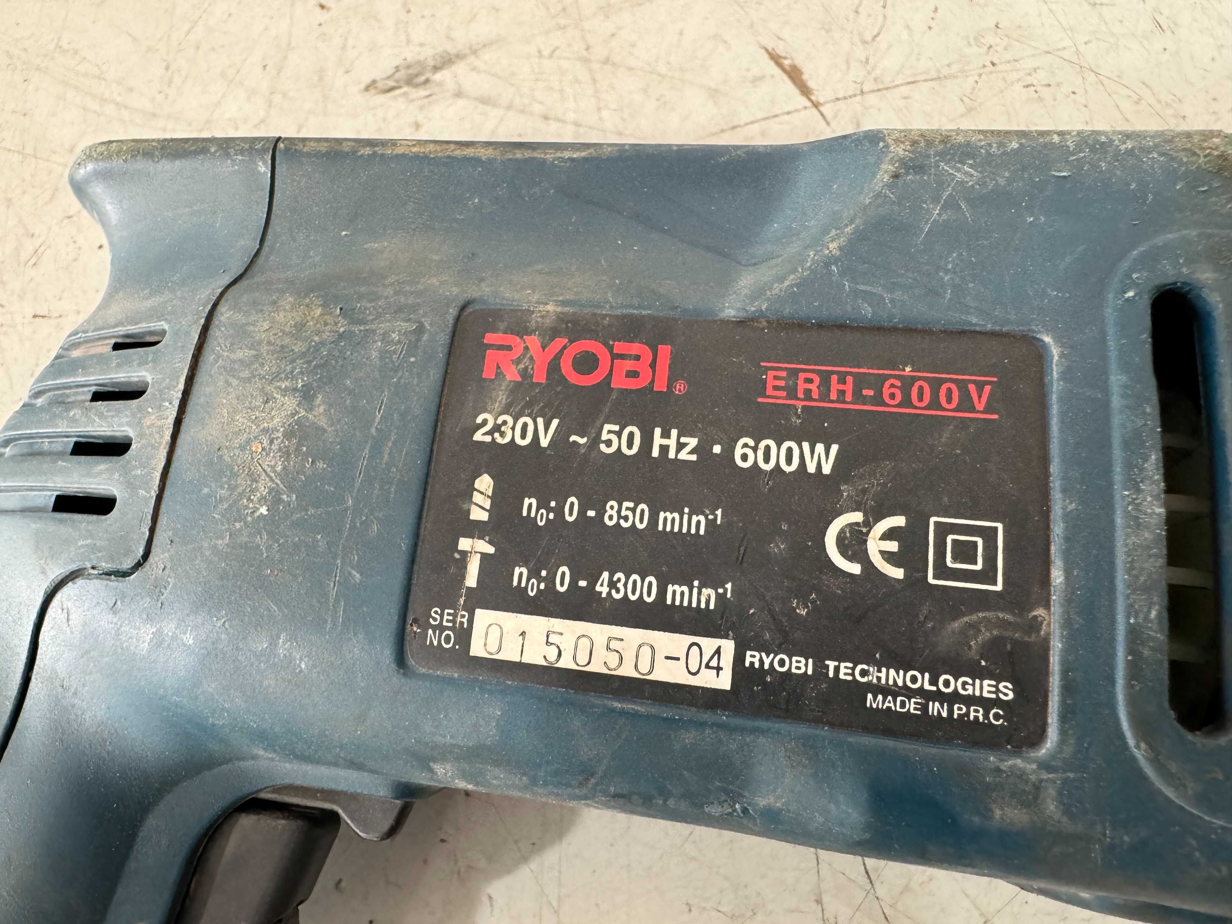 Перфоратор - Ryobi 600 W