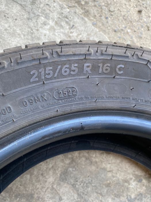 215/65/16 C. Michelin Agilis 3 doua anvelope de vara