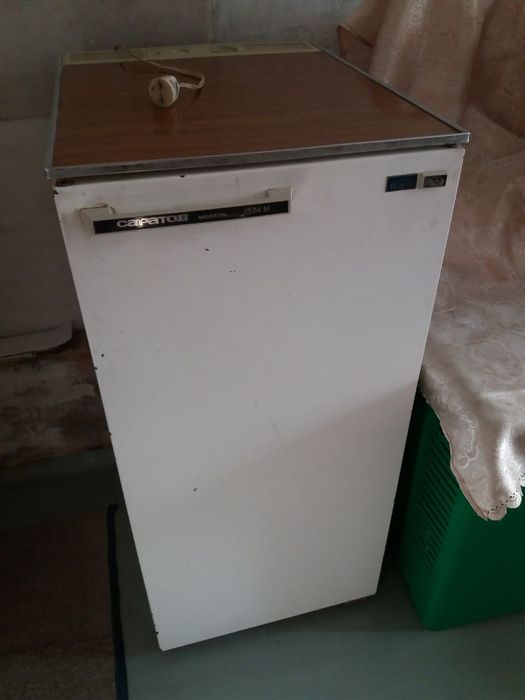 Холодильник Саратов.