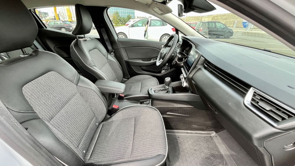 Renault Clio E-Tech Hybrid ГАРАНЦИЯ