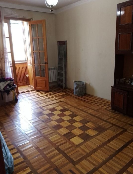 -РАЗДЕЛКА 2-Х Комнатная Чиланзар 17-Квартал Парламент, Продаётся