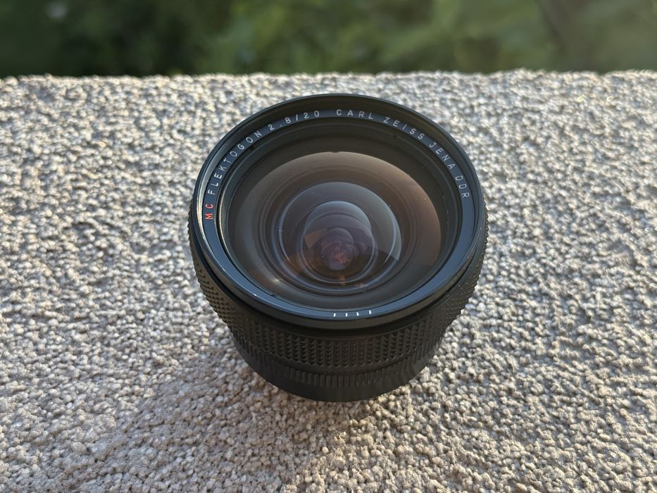 Flektogon 20mm f2.8 red MC Carl Zeiss Jena