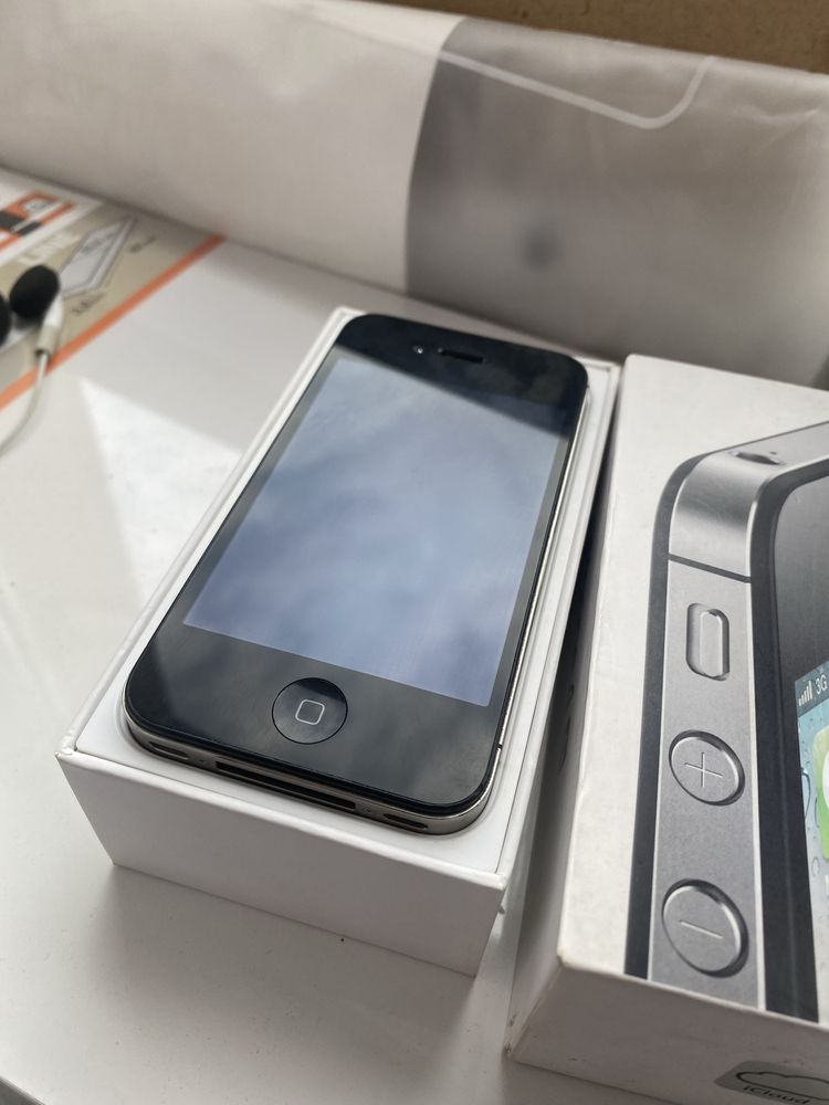 Iphone 4s ios6 продаю динозавра раритет