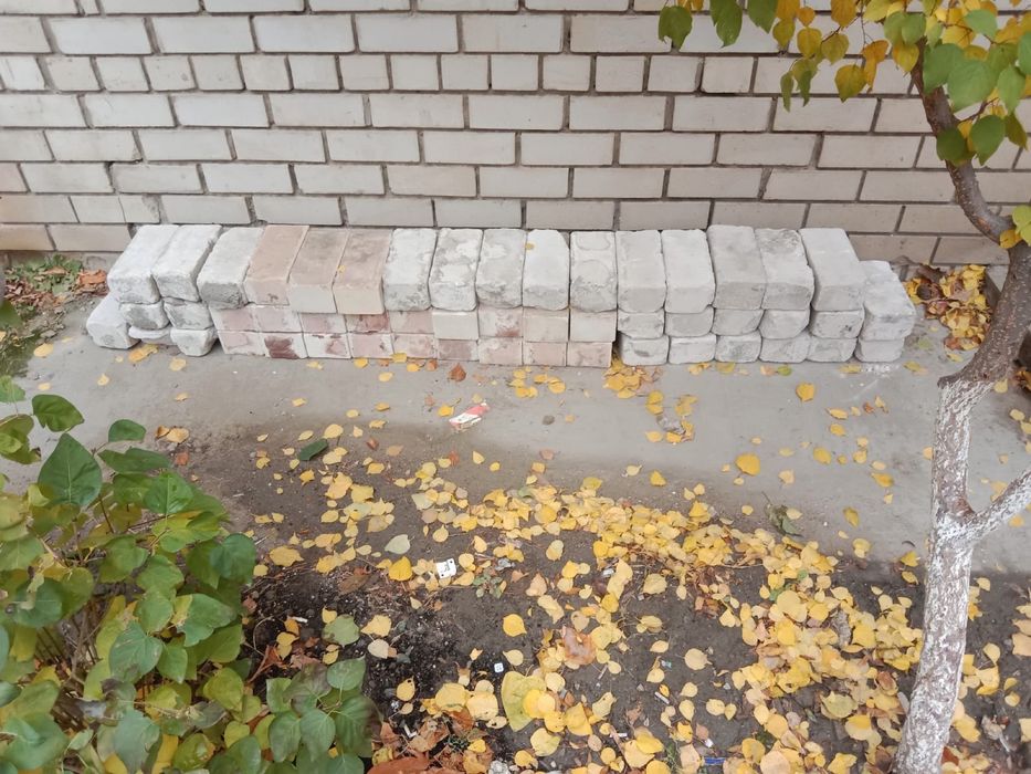 Силикатные кирпичи продам