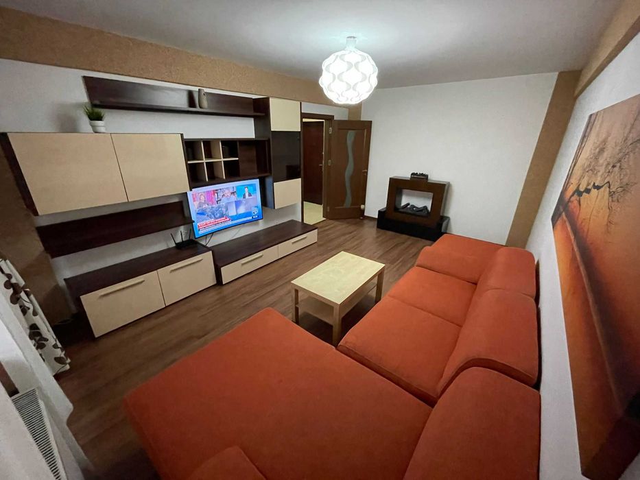 Inchiriez apartament cu 3 camere langa metrou Dimitrie Leonida!!!