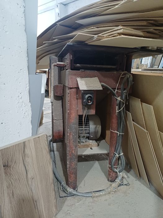 Продам станок циркулярка на 220в