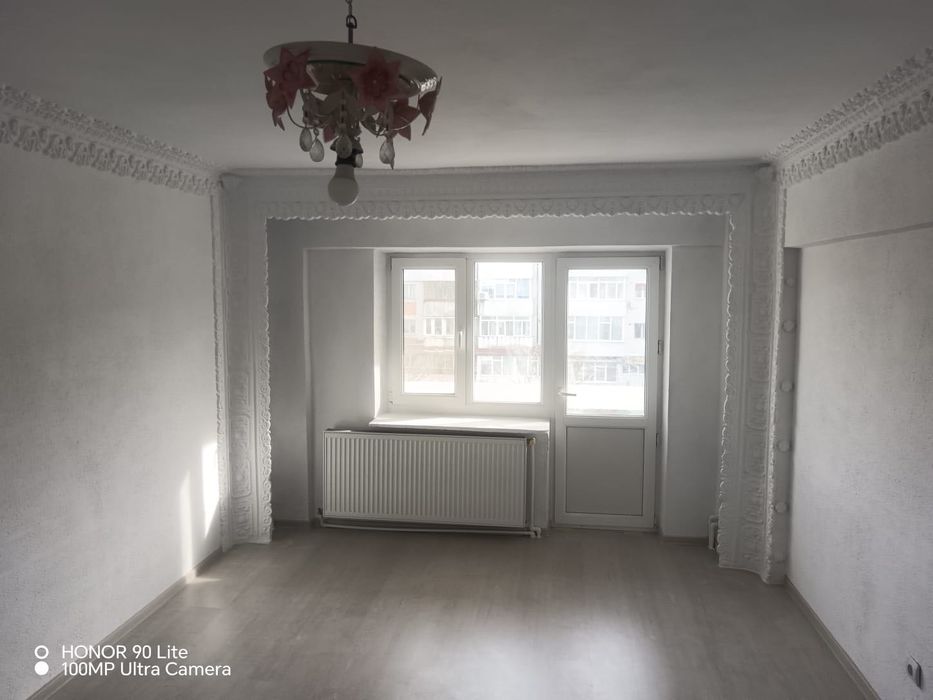 Inchiriez apartament 2 camere