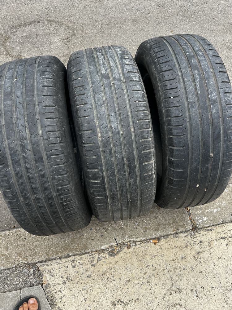Гуми 215/60/R16