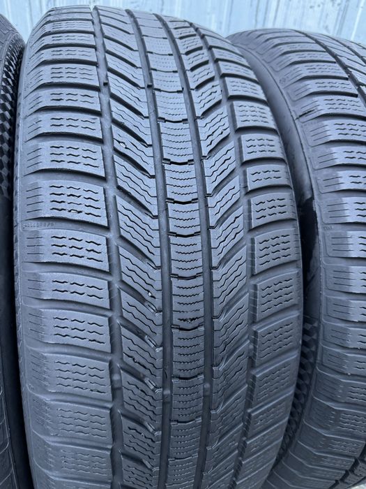 Anvelope 235 55 19