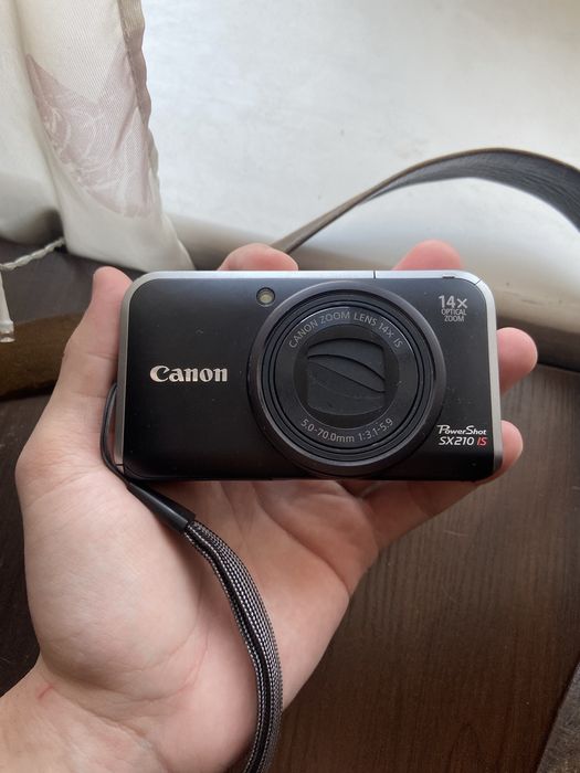 Canon sx210 is фотоаппарат
