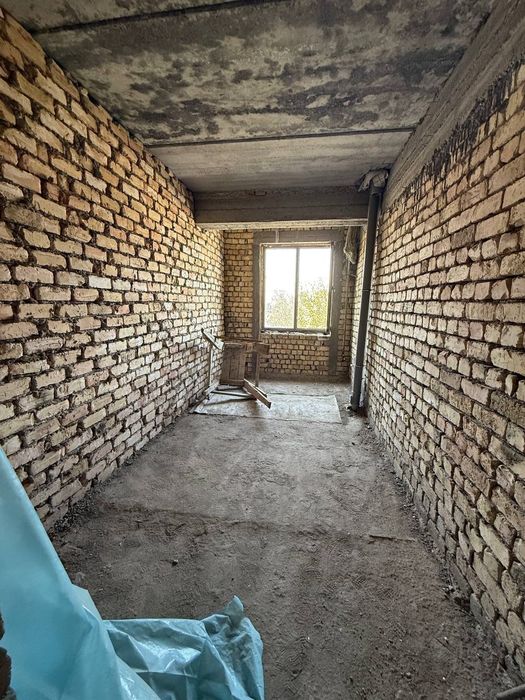 Продаётся Коробка 39м2 2х комнатная новостройка на 2-этаж Адрес Вокзал