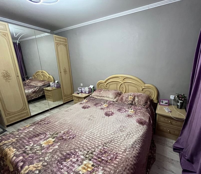 Продам в среднем состоянии