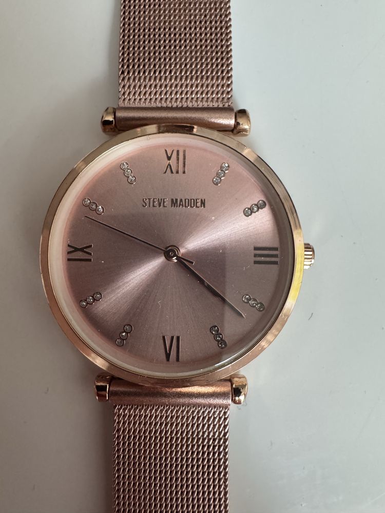 Часовник Steve Madden SMW266