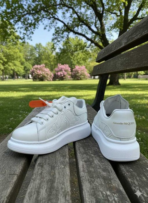 Alexander Mc Q u e e n Alb Piele - Adidasi Casual Premium
