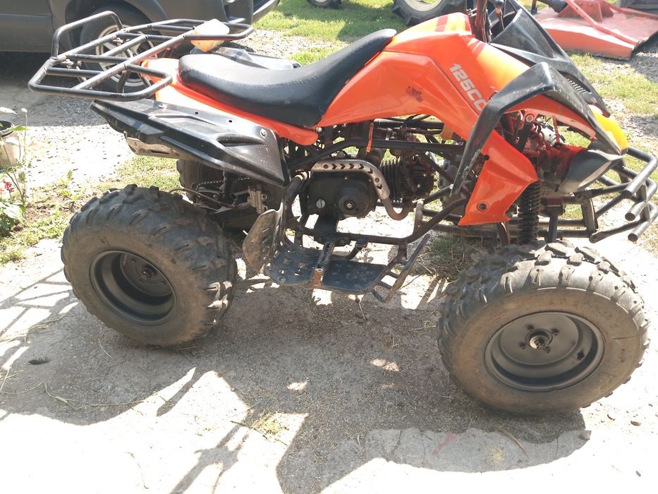 Vând ATV 125cc perfect funcțional.