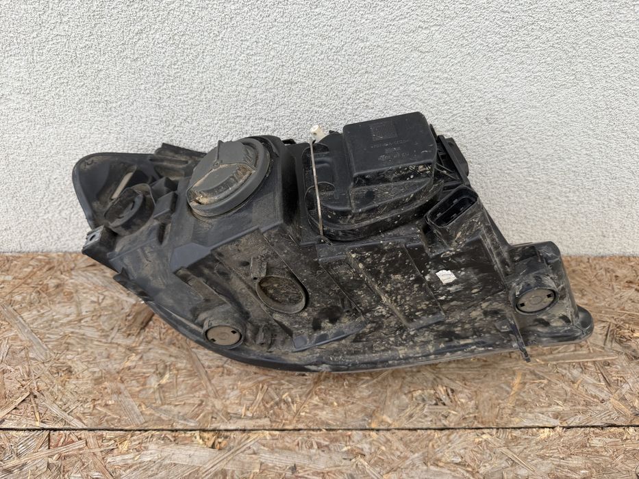 Far stanga BMW X1 E84 Halogen Original Europa