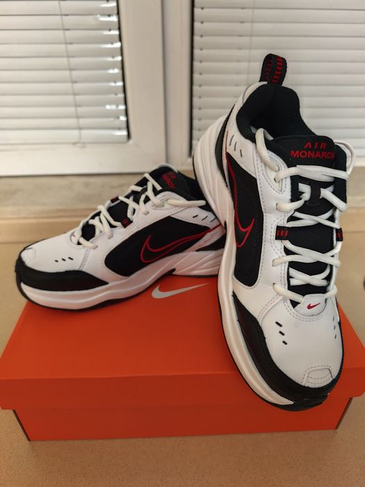 Оригинални маратонки Nike Air Monarch IV чисто нови