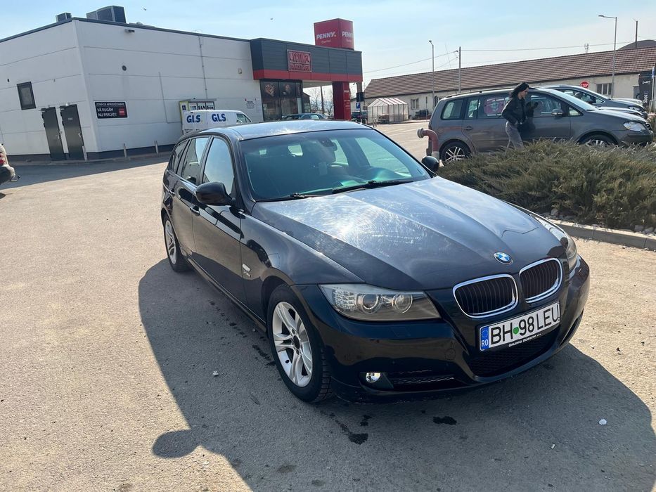 Vând BMW 320 e91 x drive Automată