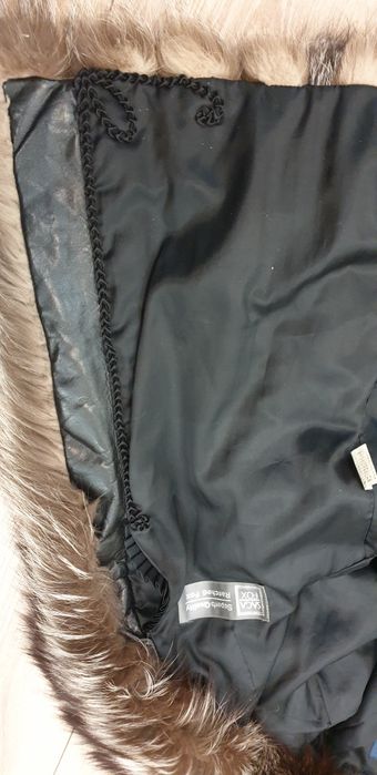 Haina blana naturala SAGA FOX  vulpe argintie