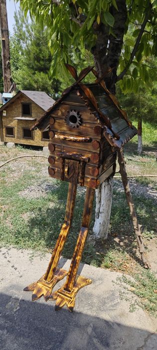 Деревянные домики, будки, скворечники, песочницы и т.п