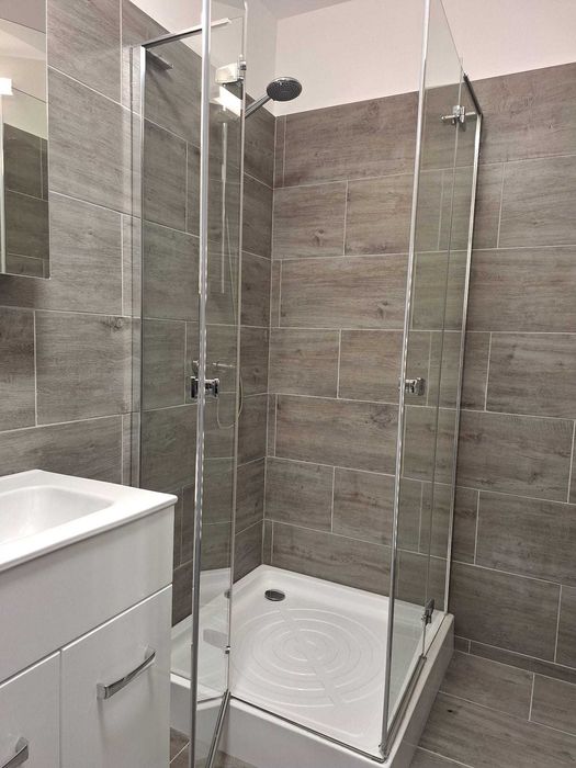 Vand cabina dus nefolosit  90/90