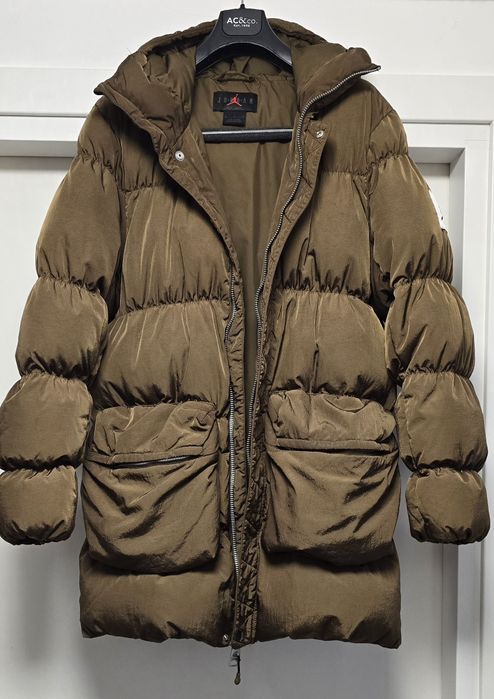 Geaca Jordan Essentials