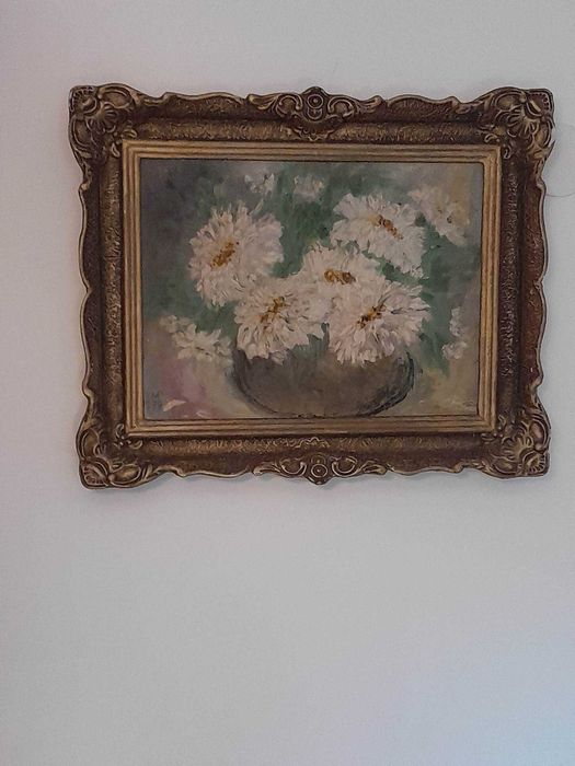 Vas cu flori, inramat,ulei pe placaj, 38x28 cm  semnat MP 1979