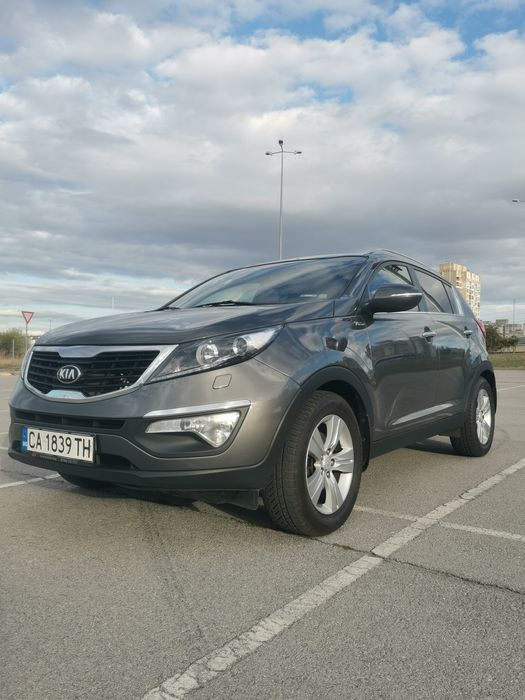 KIA SPORTAGE 2.0 CRDI AWD /Камера/Сервизна История/Автомат/Каско/