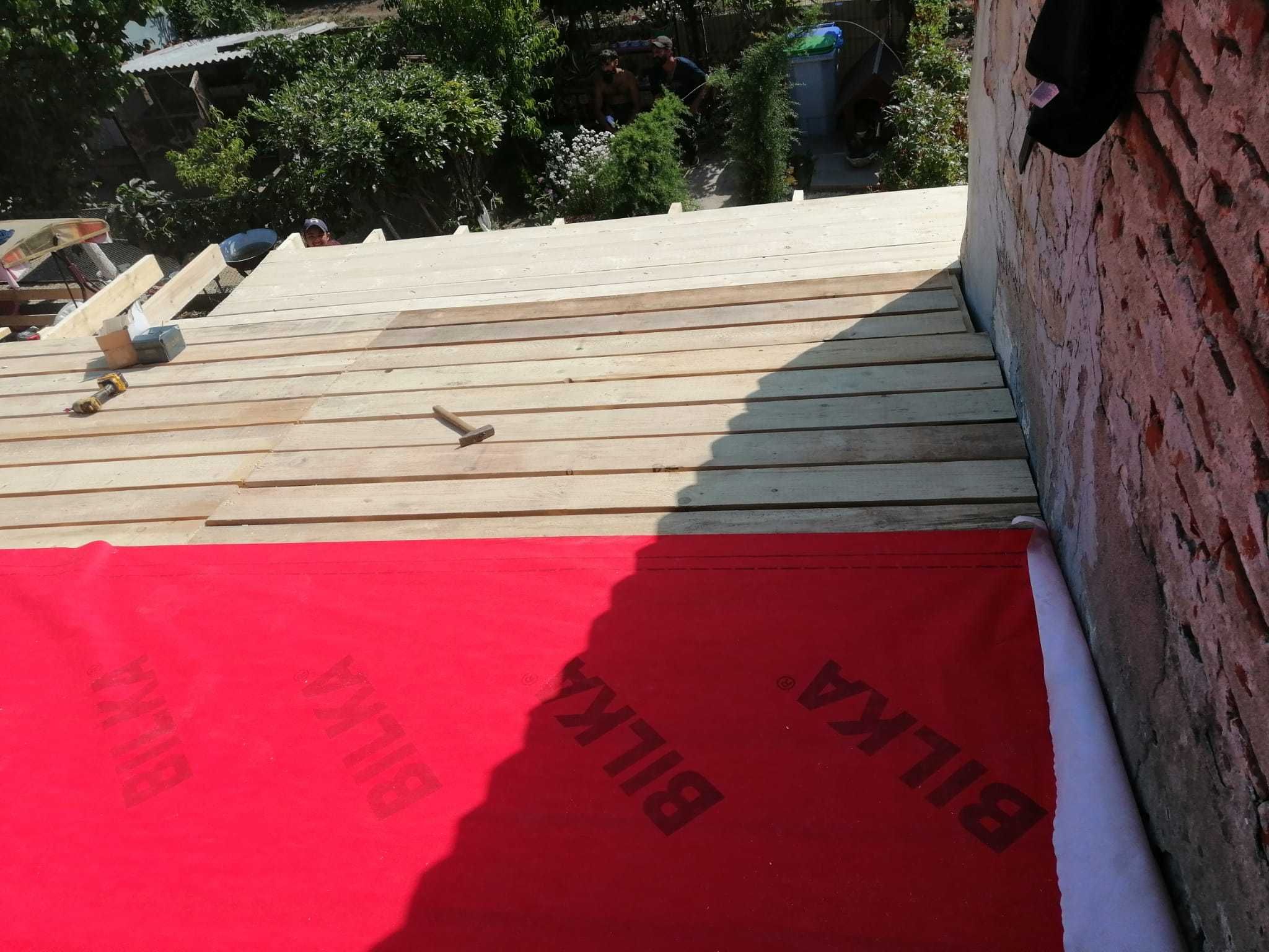 Intretinere acoperisuri, montaj acoperisuri, reparatii acoperisuri