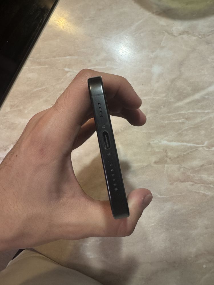 Iphone 16 Pro Max 256GB Black Titanium ГАРАНЦИЯ!!