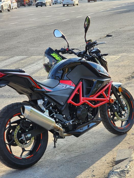 Street bike nooma 400