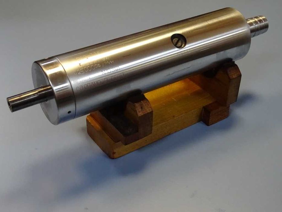 Шпиндел ВС3-71 ЗА 227П за вътрешен шлайф Ф80 L-300