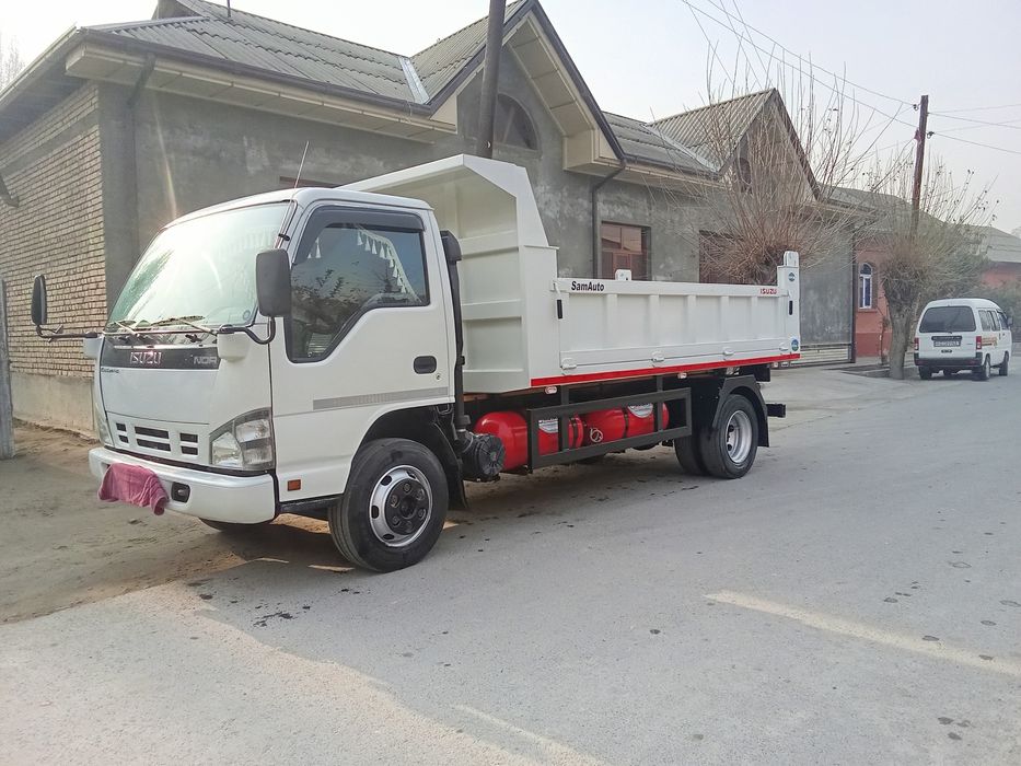 Исузу самосвал 84200км красками тоза балон 60/70% метан балон 4та 100т