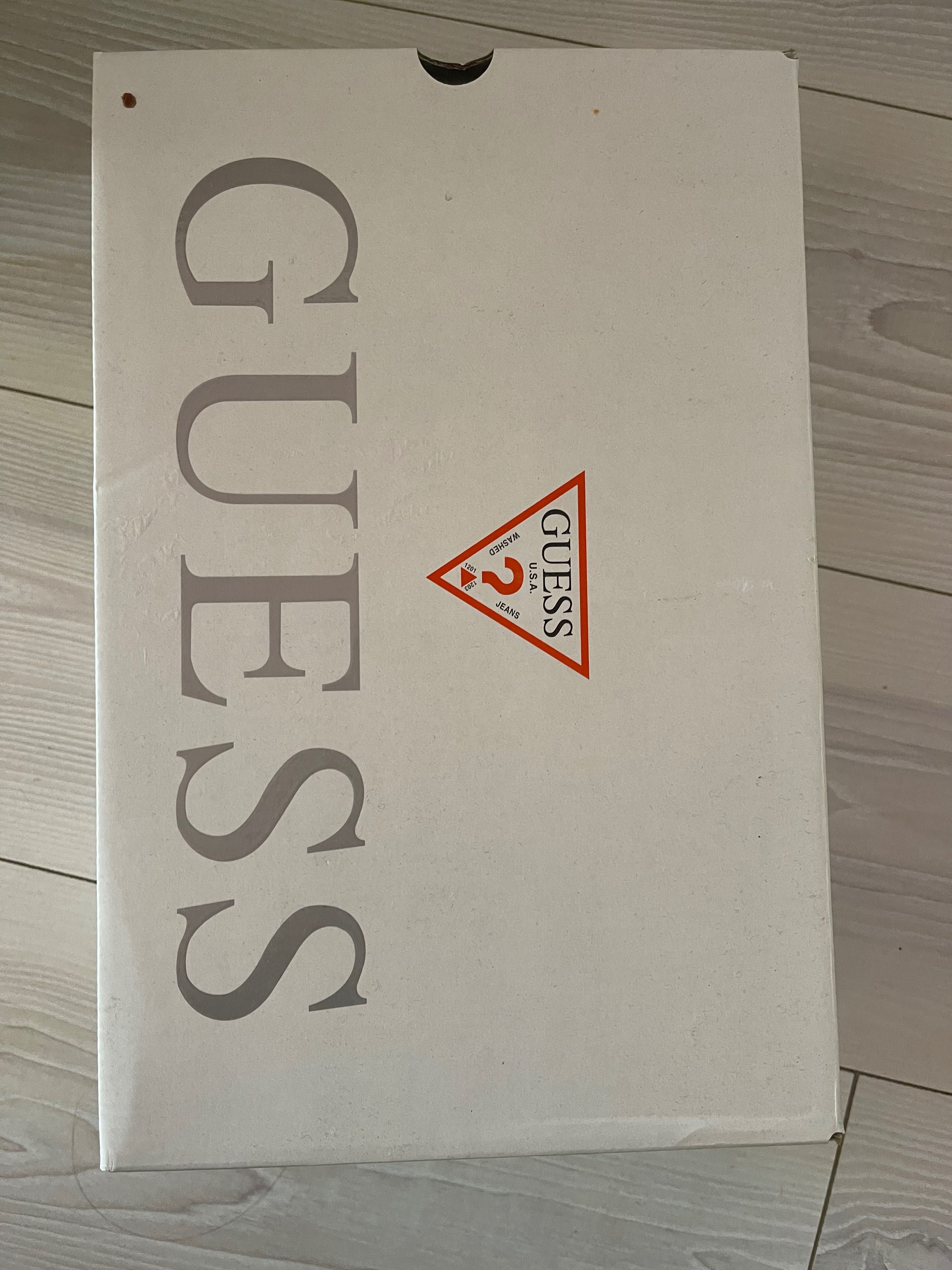 Детски маратонки Guess 38